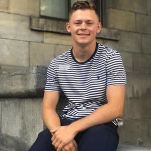 Meet your Posher, Adam